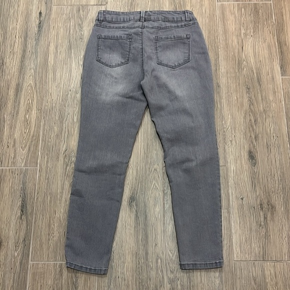 D. Jeans Embroidered Floral Jeans Gray Ankle Embroidery Cropped Boho Cottagecore - Picture 12 of 12